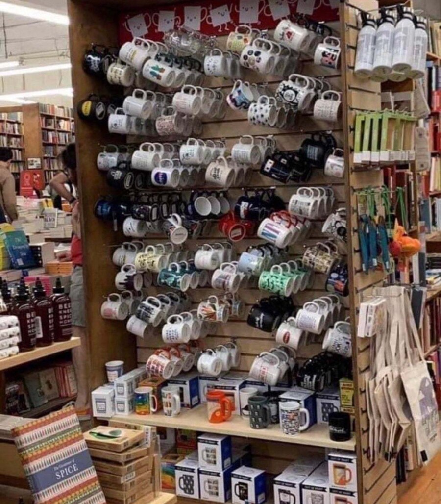 모두가 난시가 되는 진열.jpg_1.jpg