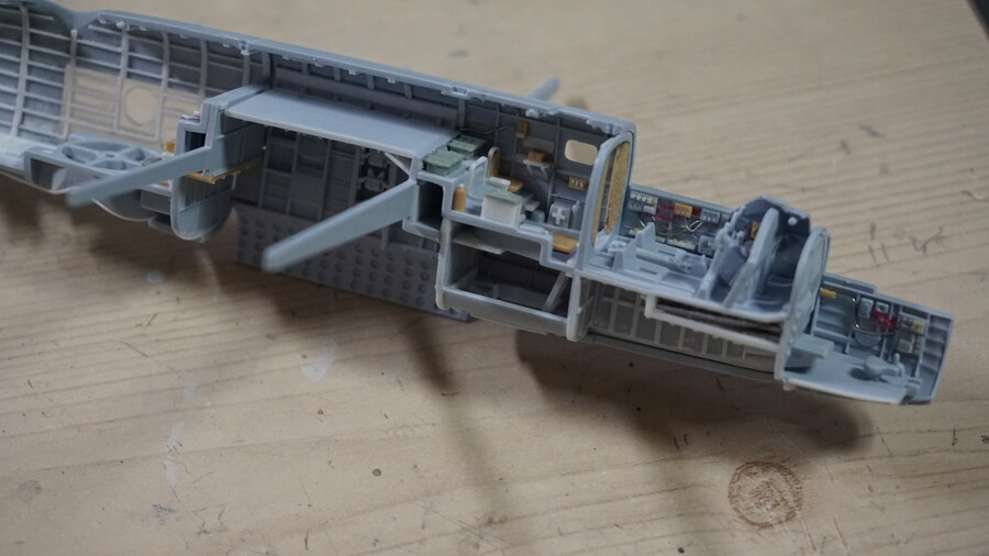 에어픽스 B-25C(1/72) 제작중..._5.jpg