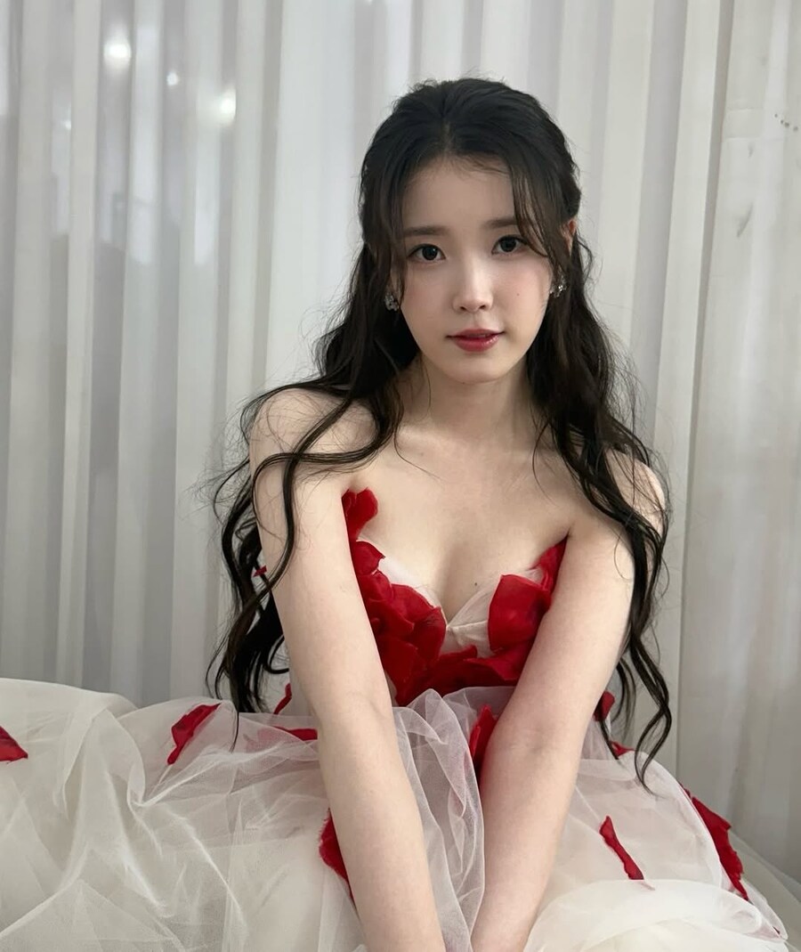 아이유 근황_1.jpg