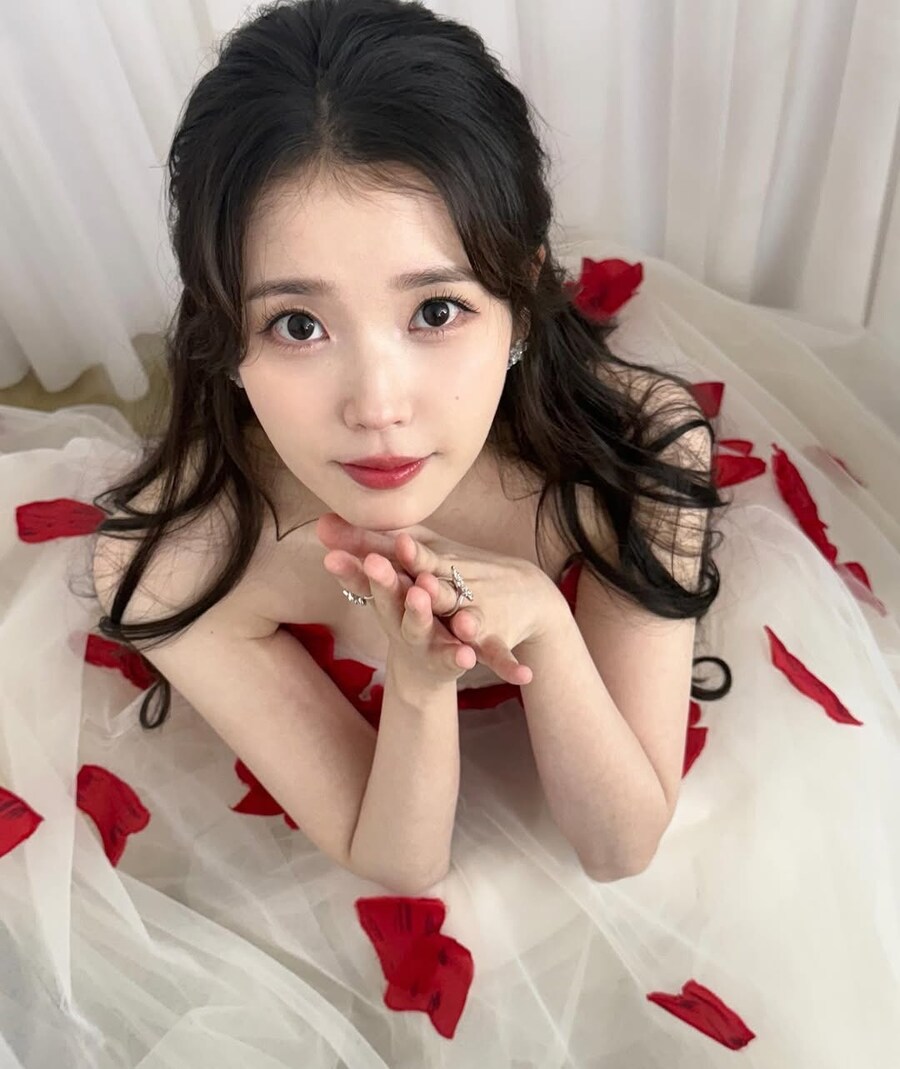 아이유 근황_19.jpg