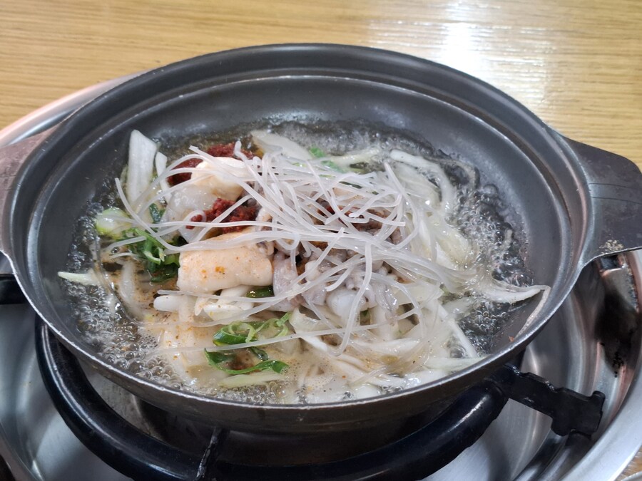 2025년 마지막날 먹방 (오륙도 낙지볶음) 낙.곱.새_4.jpg