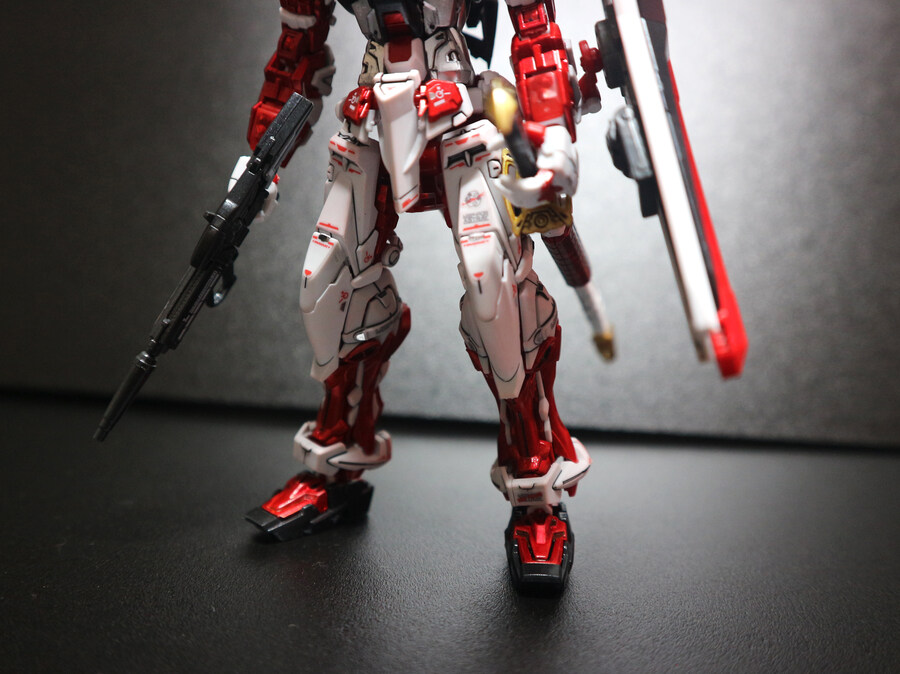 건담마커로 칠해본 RG 건담 아스트레이 레드프레임_24.jpg