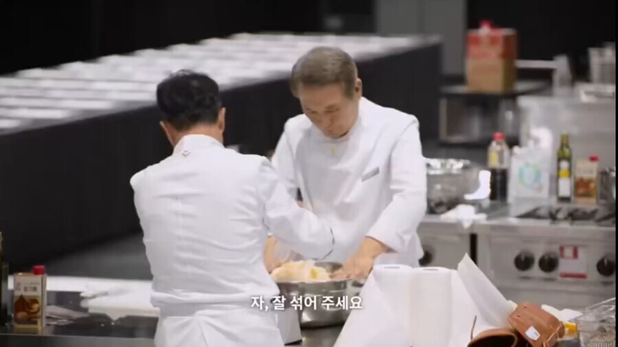 흑백2 후덕죽 쉐프 입장에선 진짜 좋았을 순간_1.jpg