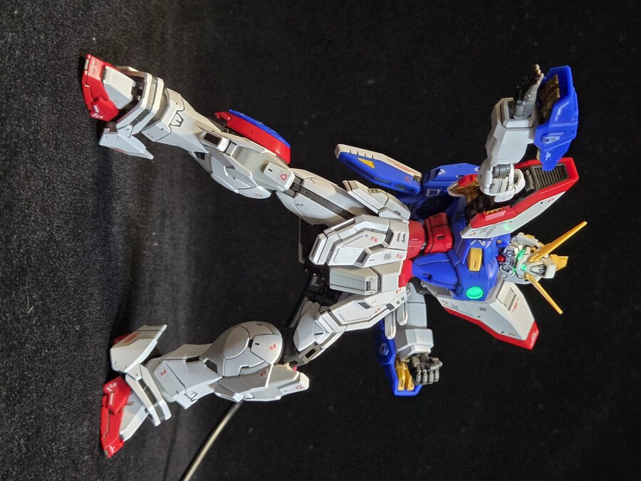 RG 샤이닝 건담 LED 개조_5.jpg