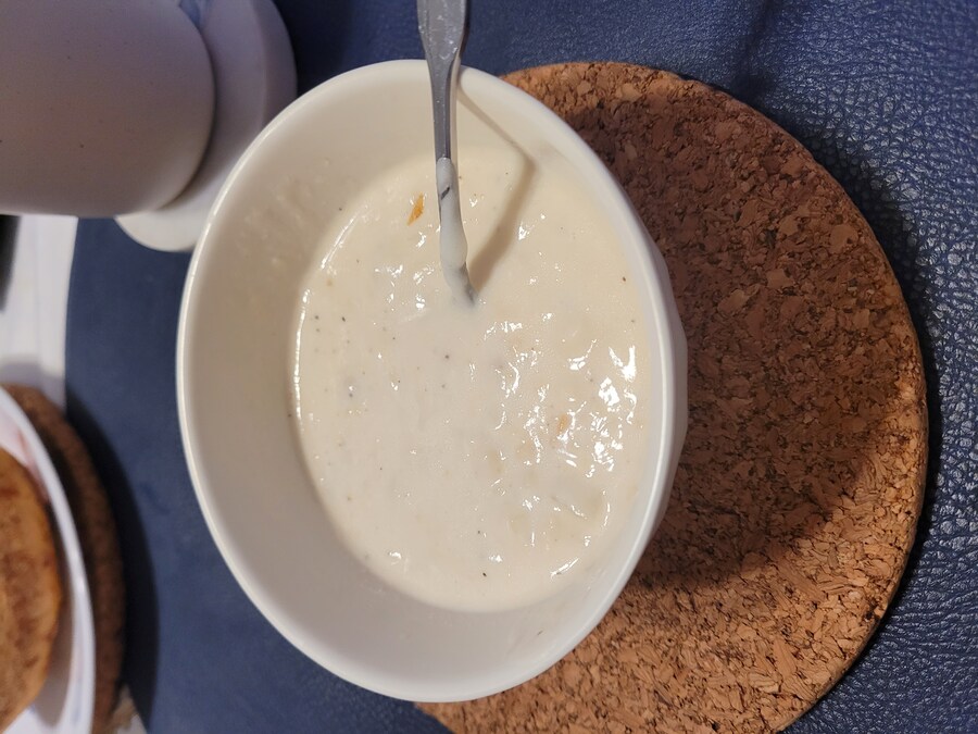 새해에 먹는 클램 차우더와 빵_3.jpg