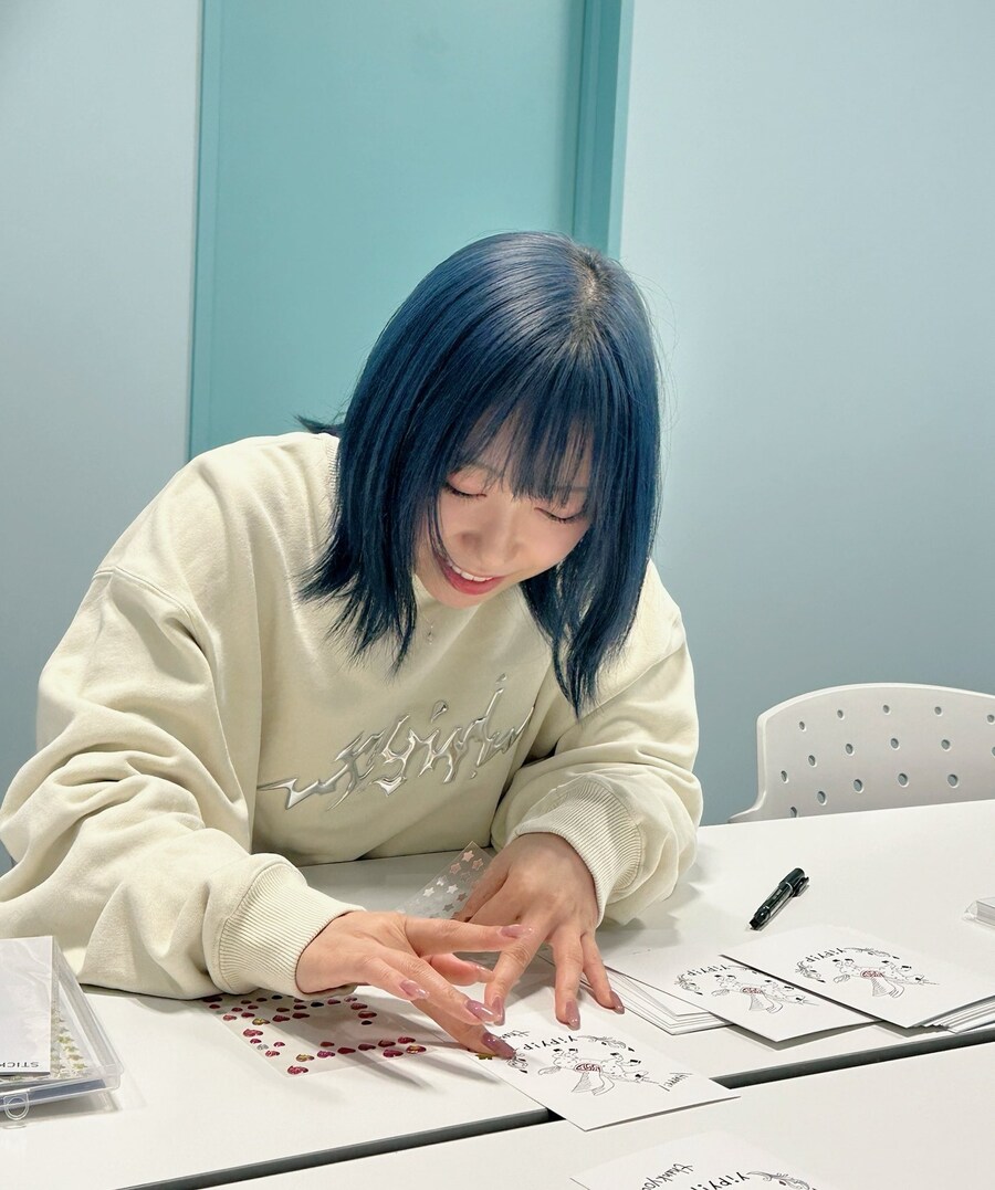 코바야시 아이카 프로듀스 어패럴 브랜드『yipyip』새해 HAPPY BOX 발매_4.jpg