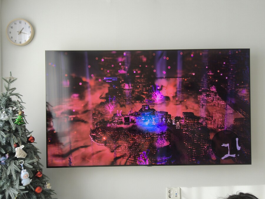 (스포) 아니.. 일반 필드 줌인/줌아웃이 되는군요. 그나마 그래픽 나아보이네요_5.jpg