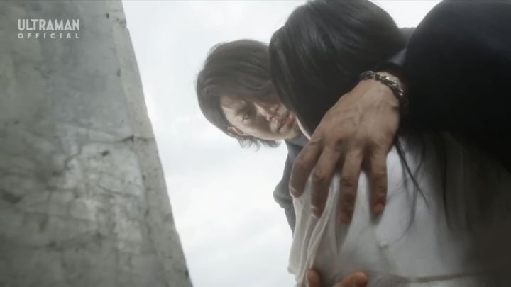 [울트라맨 오브] 히로인을 인질로 잡고도 용서받는 라이벌_61.jpg