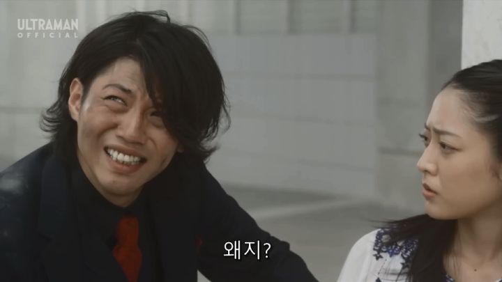 [울트라맨 오브] 히로인을 인질로 잡고도 용서받는 라이벌_83.jpg