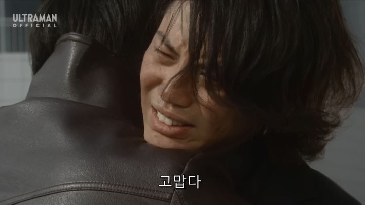 [울트라맨 오브] 히로인을 인질로 잡고도 용서받는 라이벌_88.jpg