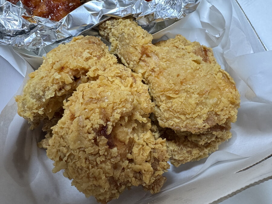 오랜만에 먹은 비비큐 치킨~~~_4.jpg