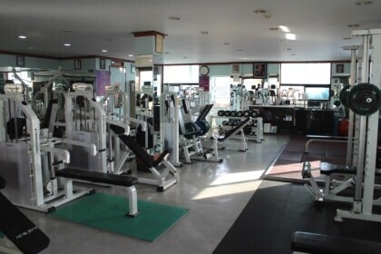 학생. 우린 식단관리도 PT도 없어._3.jpg