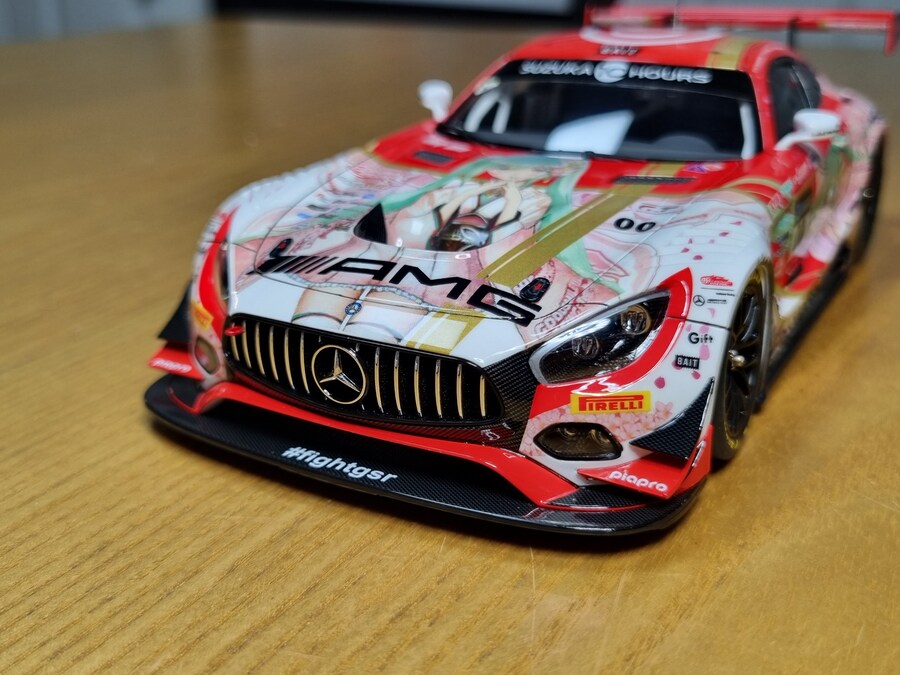 1/24 굿스마일 레이싱 2018 Benz AMG GT3_36.jpg