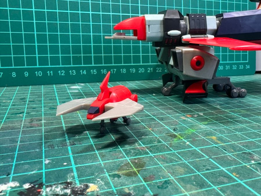 [굿 스마일] MODEROID 단가드 A 가조립 사진_4.jpg