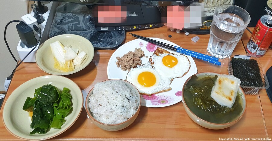 [데이터&스크롤 상당주의]2025년&2026년 1월초때 먹었던 음식들_7.png