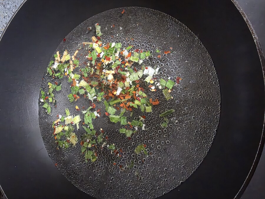 열라면 한봉지에서 후레이크 2봉 나왔네요_2.jpg