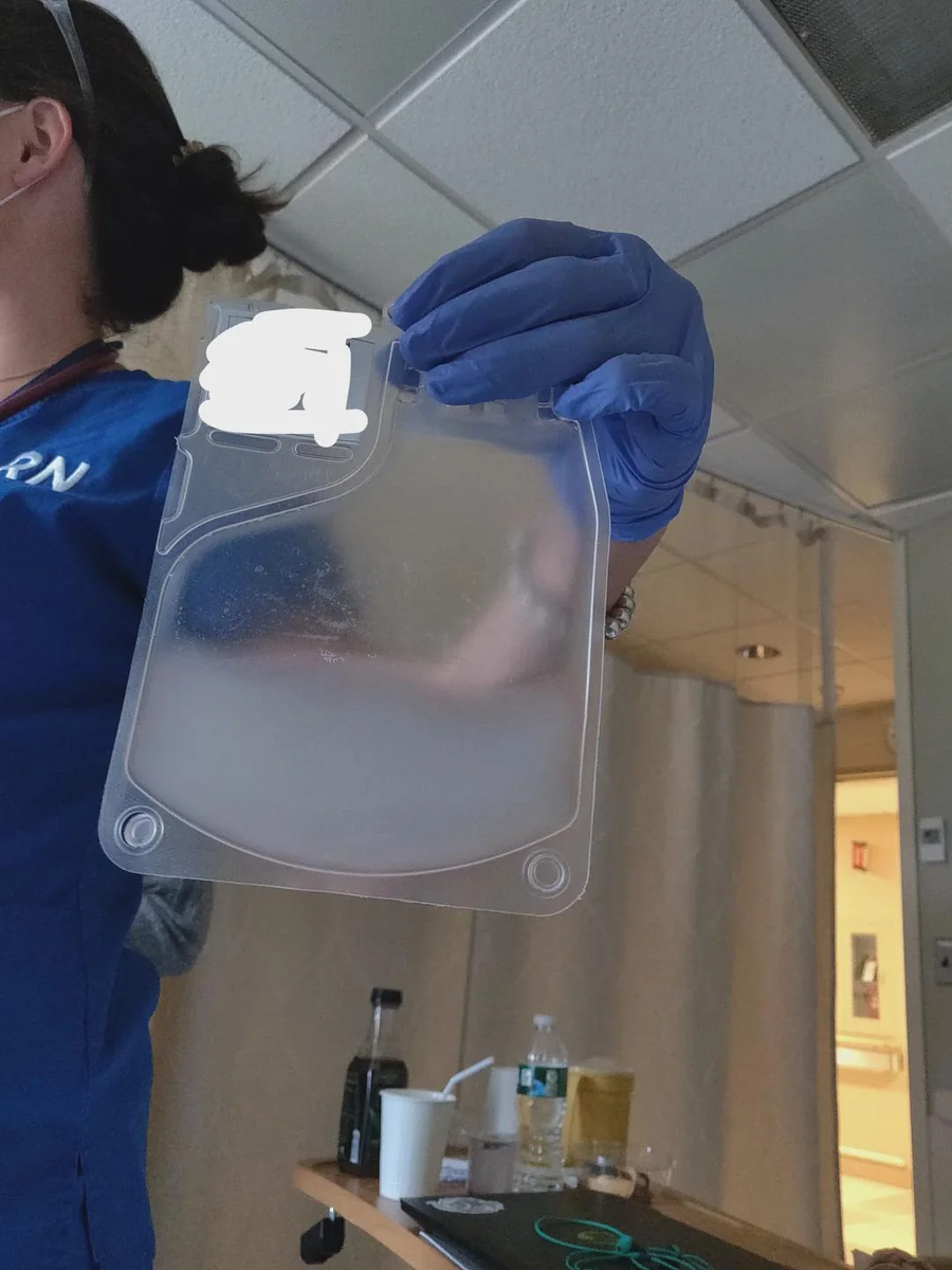 "이것이 환자분의 백혈구입니다"_1.webp