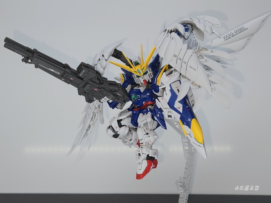MGSD 윙건담 제로커스텀_4.jpg