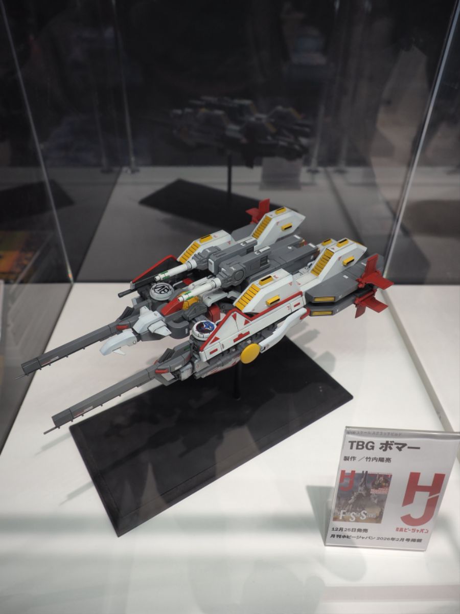 하비 재팬 게재 1/100 썬더볼트 건담 스크래치 작례 전시 사진 2_9.jpg