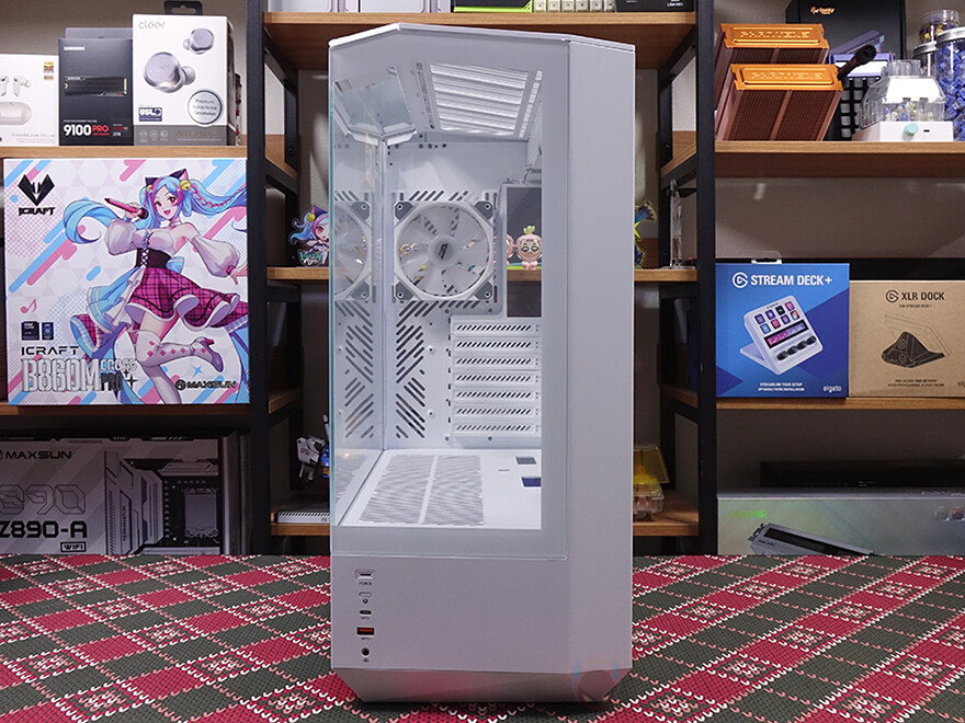 드디어 기본 미들타워 구조로도 나온 DY시리즈! 다크플래쉬 DY460_16.jpg