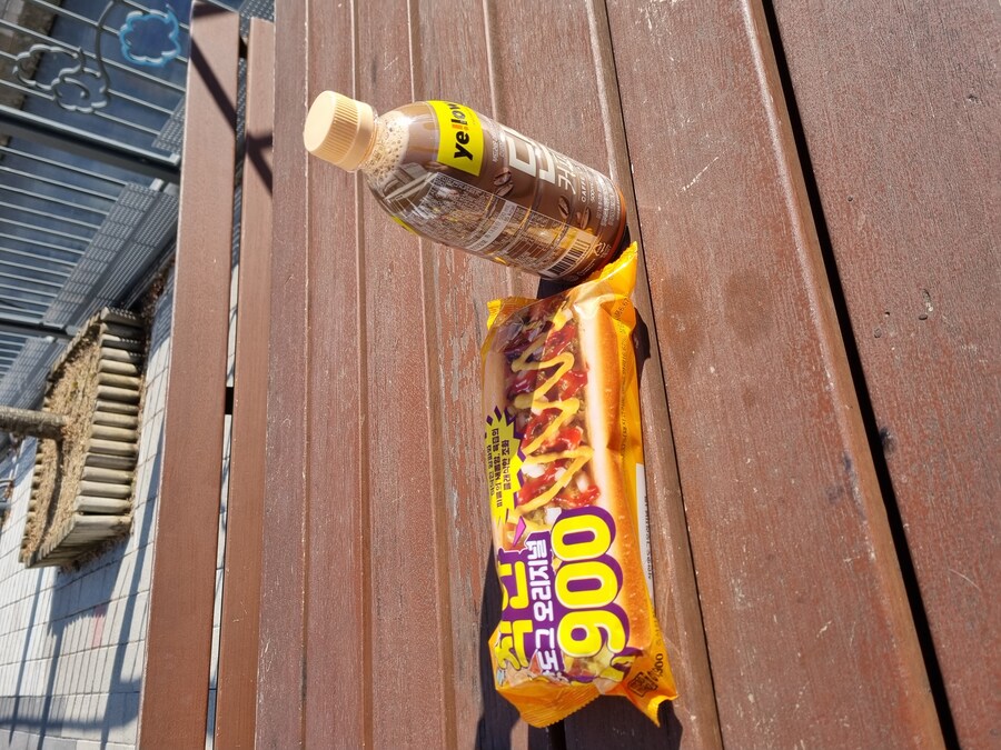 핫도그+ 1400원커피_3.jpg