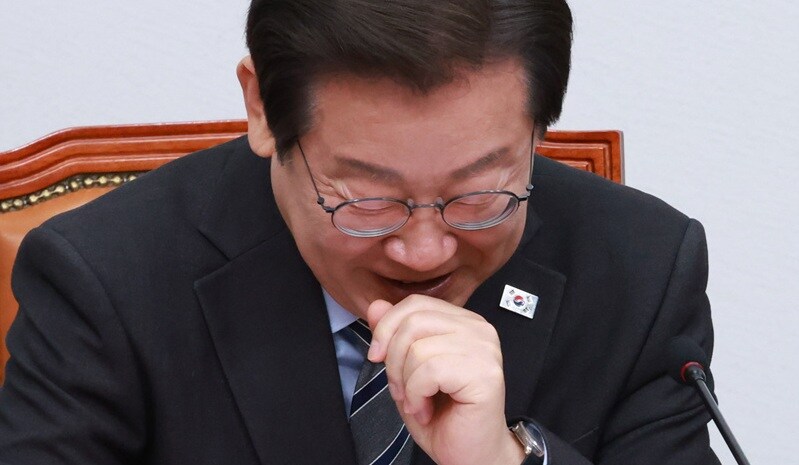 월급받는 사람은 슬슬 이재명 욕할 타이밍됐다_1.jpg