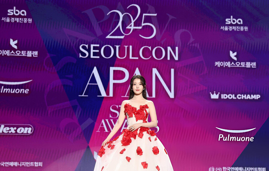 2025.12.29 APAN 스타 어워즈 Getty 사진_6.jpg