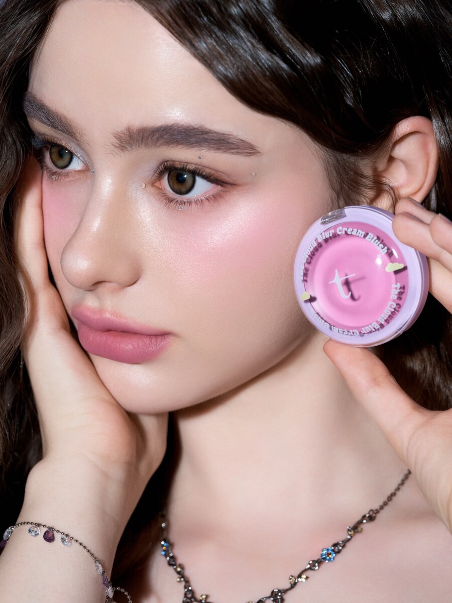 ㅎㅂ) 한국에서 활동하는 러시아 엘프녀♡♡♡♡_4.jpg