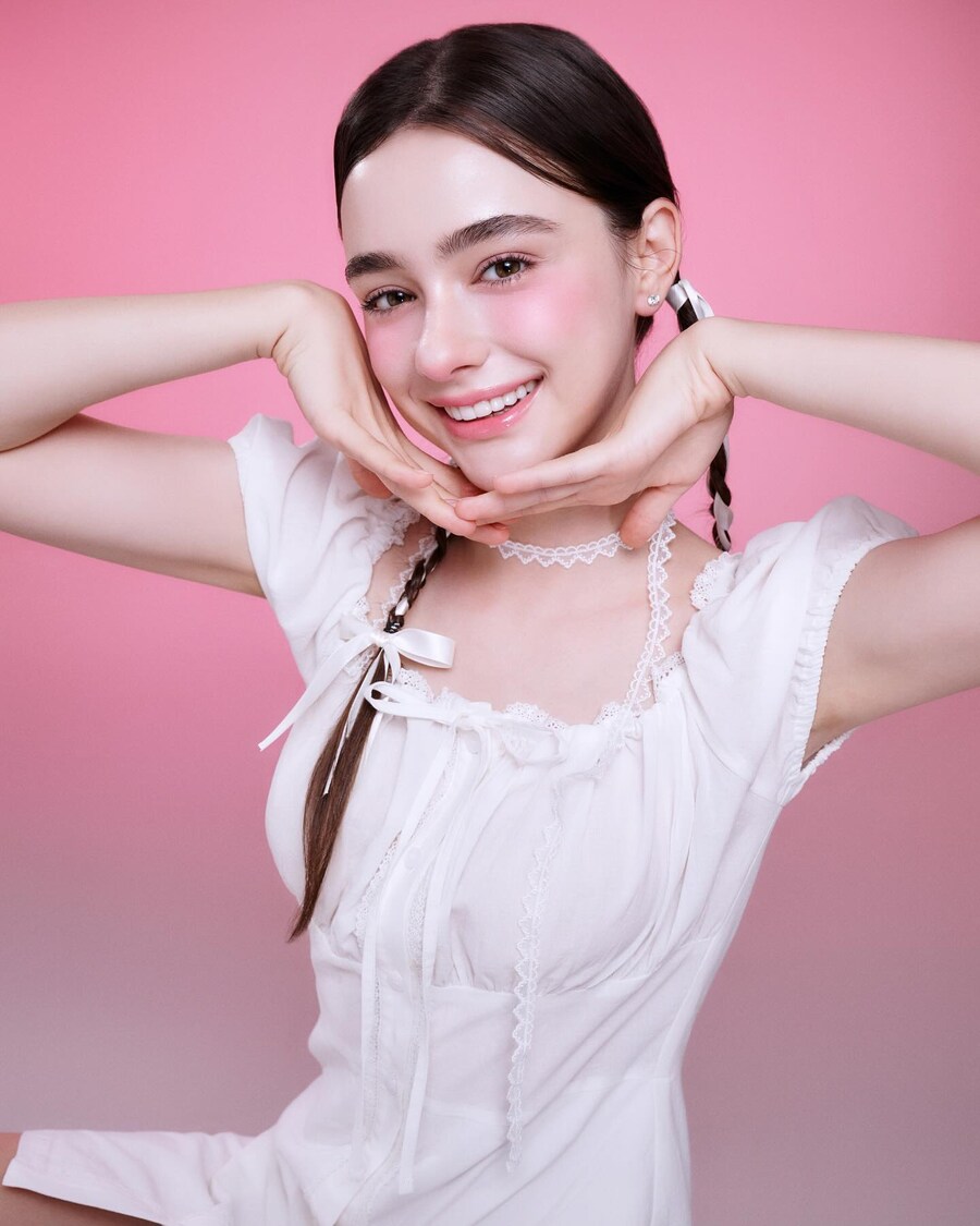 ㅎㅂ) 한국에서 활동하는 러시아 엘프녀♡♡♡♡_7.jpg