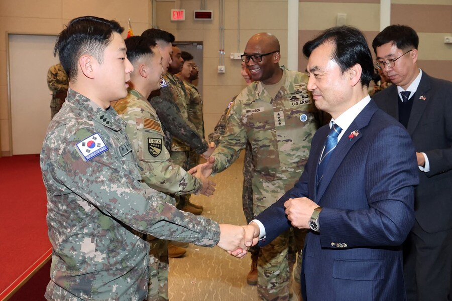 숙모) 한미연합군사령부에 중국인 침입....jpg_1.jpg