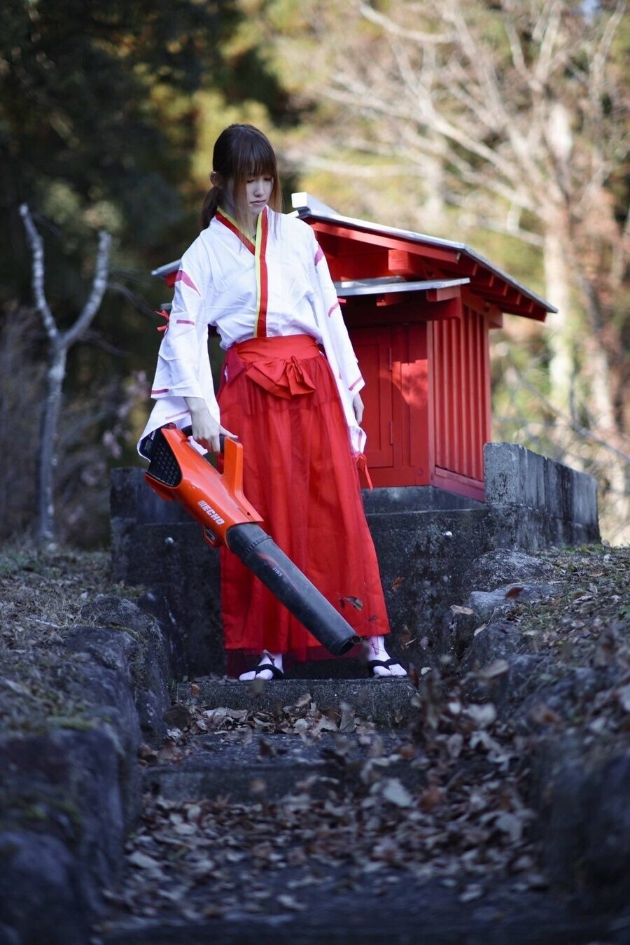 옛날 미코 요즘 무녀_2.jpg