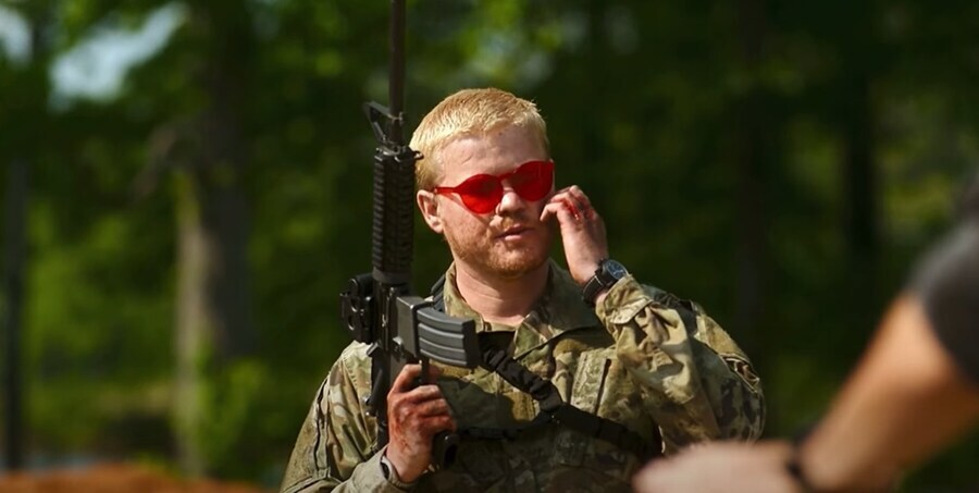 스포 ) "살려주세요! 우린 미국인이에요!" / "어느 쪽 미국인인데?"_7.jpg