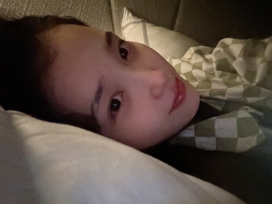 2025.01.10 아이유 베리즈 포스트_4.jpg