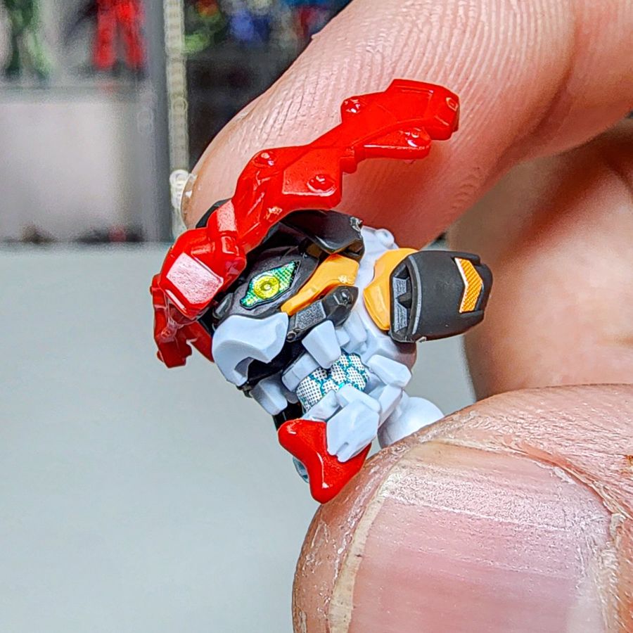 HG GQ 지쿠악스 엔디미온 유닛 각성시 신규 머리 조립 & 가동 영상_1.jpg