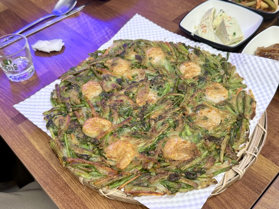 승진 직원 축하 회식_8.jpg