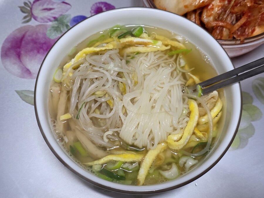 숙주 잔치국수._2.jpg