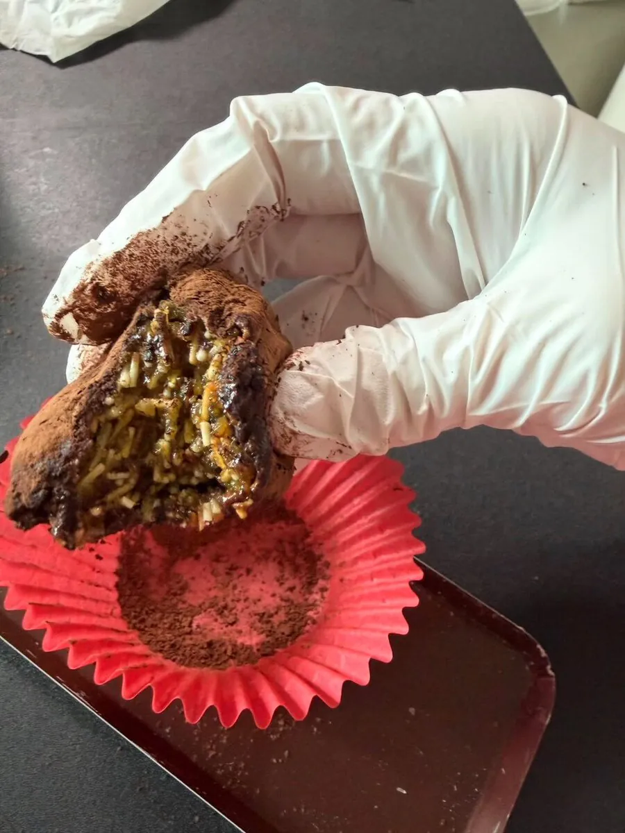 두쫀쿠 카다이프 대신 소면 넣은 업체.jpg_1.webp