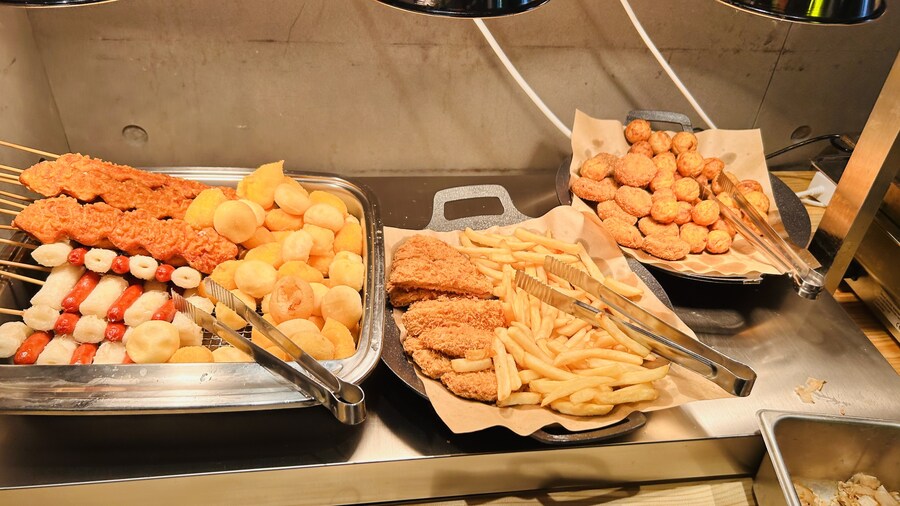 남자들만으로 가득했던 BBQ 뷔페_6.jpg