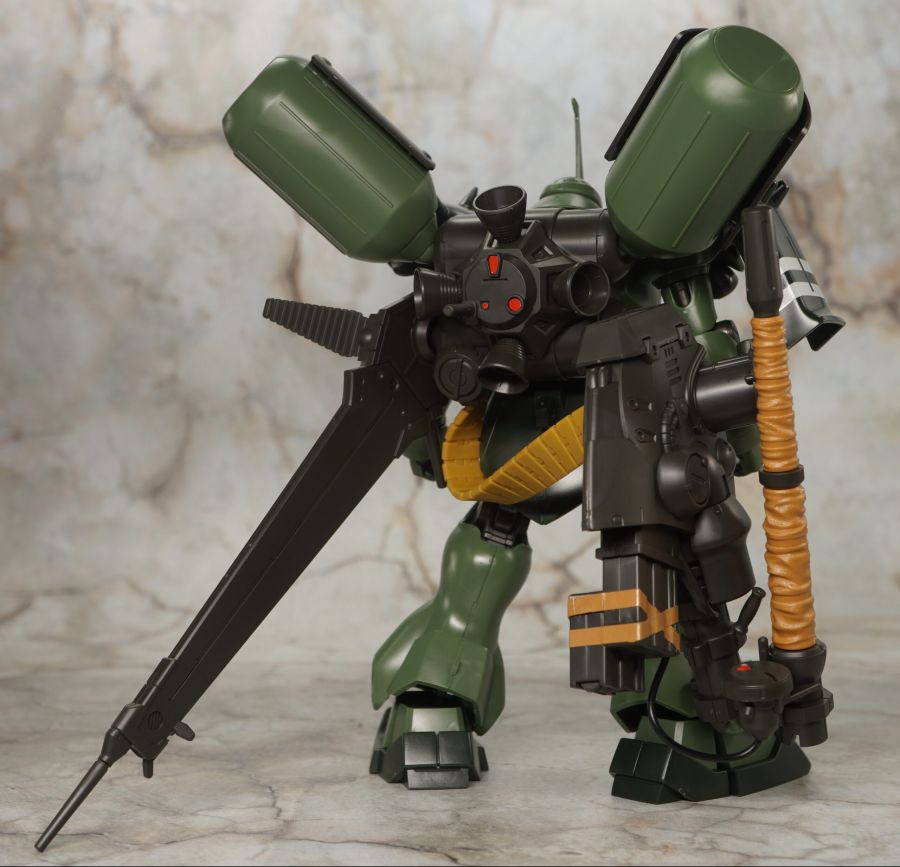 HGUC 1/144 기라 도가 중무장 사양 해외 리뷰_8.jpg