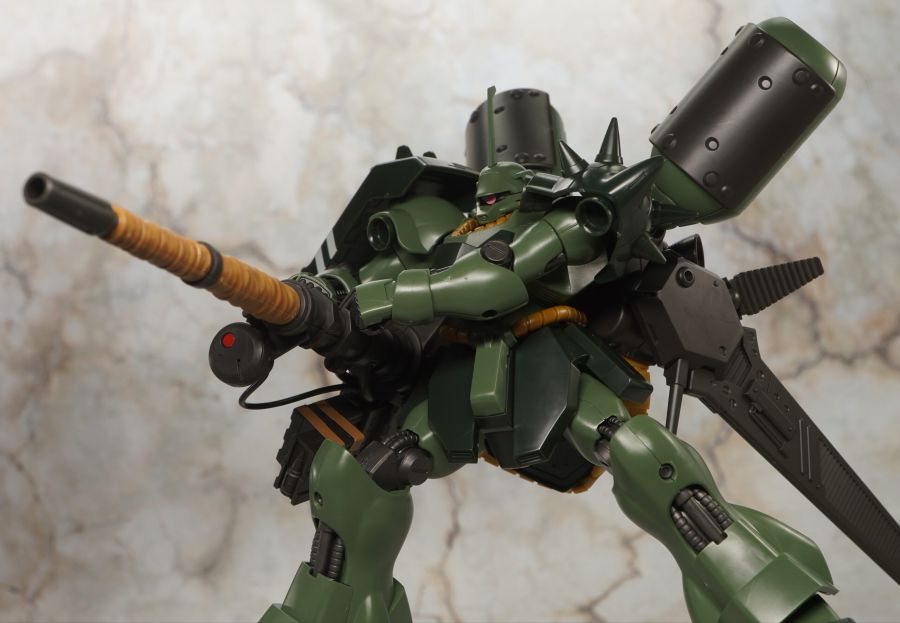 HGUC 1/144 기라 도가 중무장 사양 해외 리뷰_43.jpg