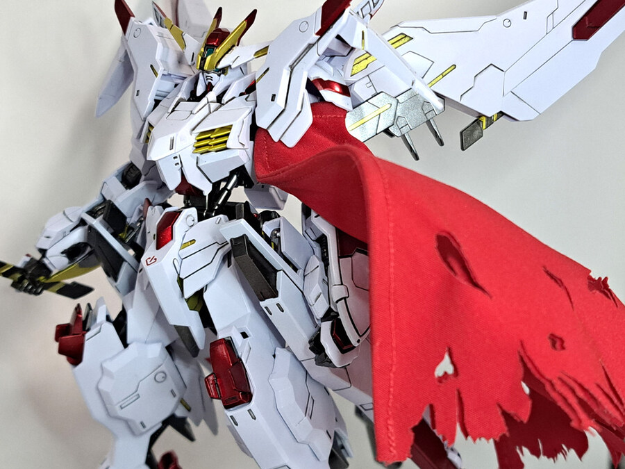 HG 건담 마르코시아스_10.jpg