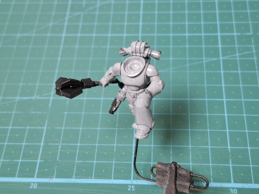 카르카로돈스 브리처 스쿼드 제작기_16.jpg