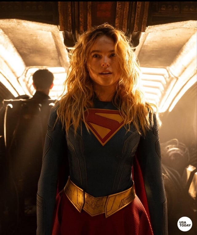 DCU) 슈퍼걸 신규 스틸컷 공개_1.jpg