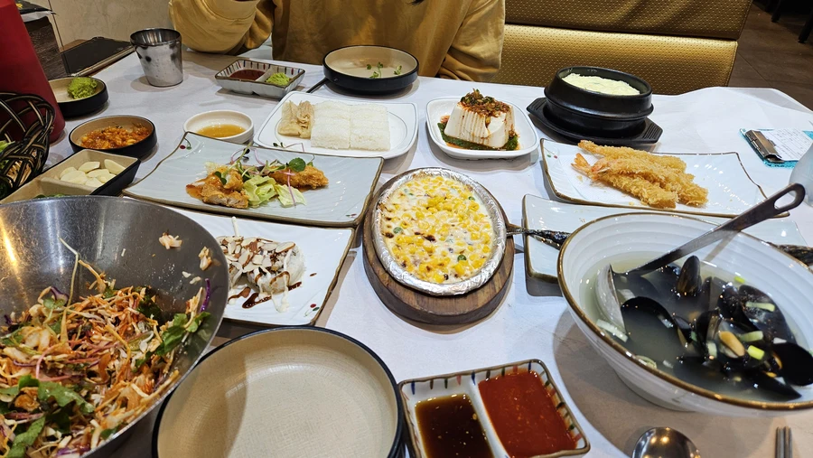 숭어회와 대방어회_1.webp