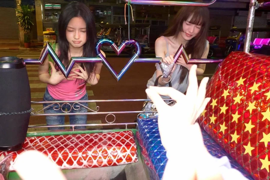 [컨셉포토] 키키 두 번째 미니 앨범 [Delulu Pack] 3_29.webp