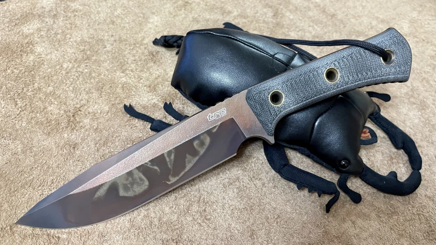 단검 역수로 안 쥐어도 됨..._1.webp