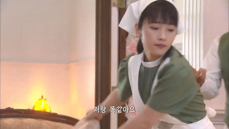 호텔직원 : ㅅㅂ년아 그만하라고!!!!!!!!_31.webp