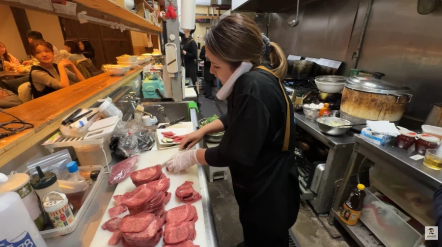 24세 여사장이 일본서 운영 하는 한식 다이닝_73.webp