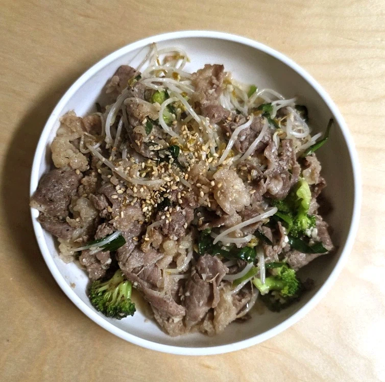 냉동 차돌박이 숙주볶음_1.webp