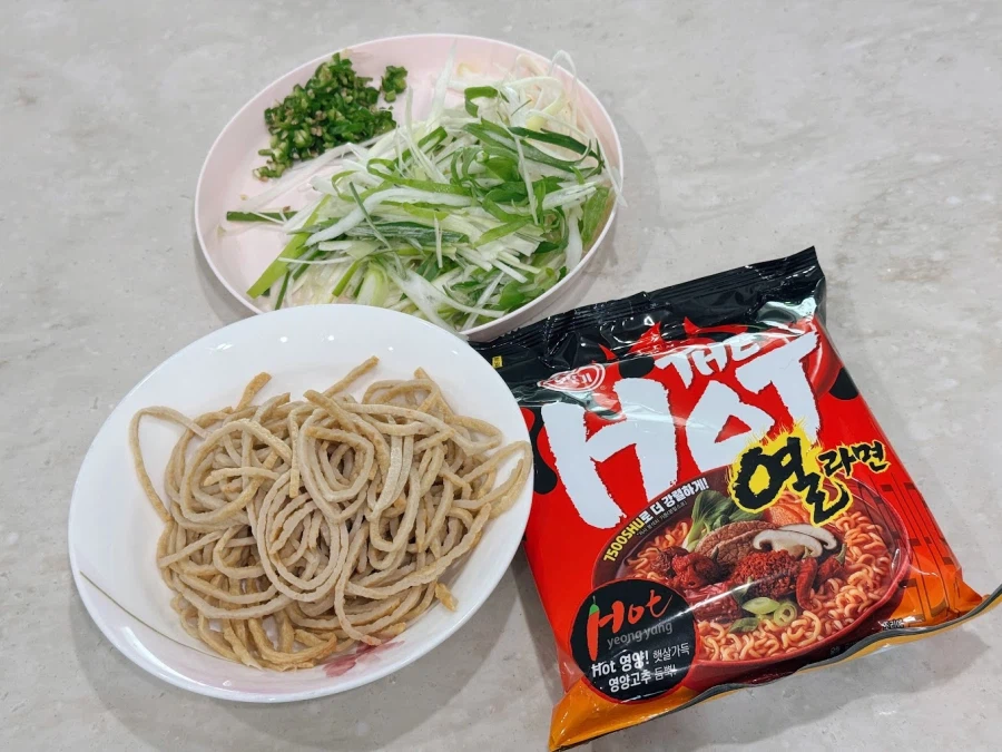 임짱 대파비빔면_3.webp